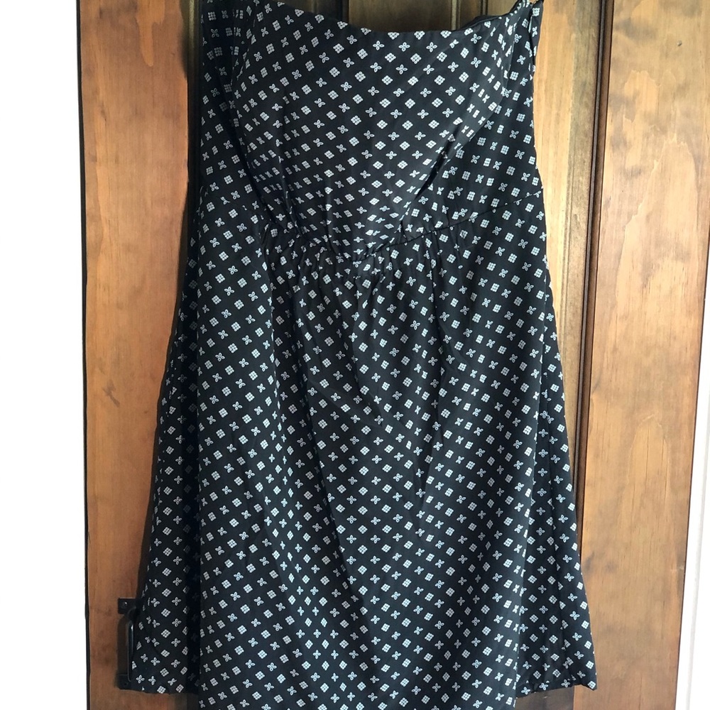 Club Monaco Silk dress